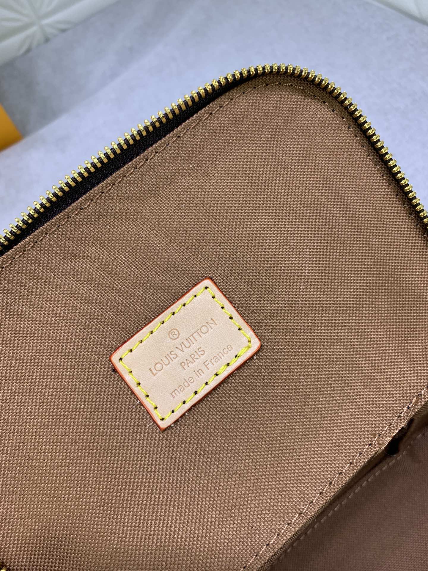 1XE272B Popular  leather bag 