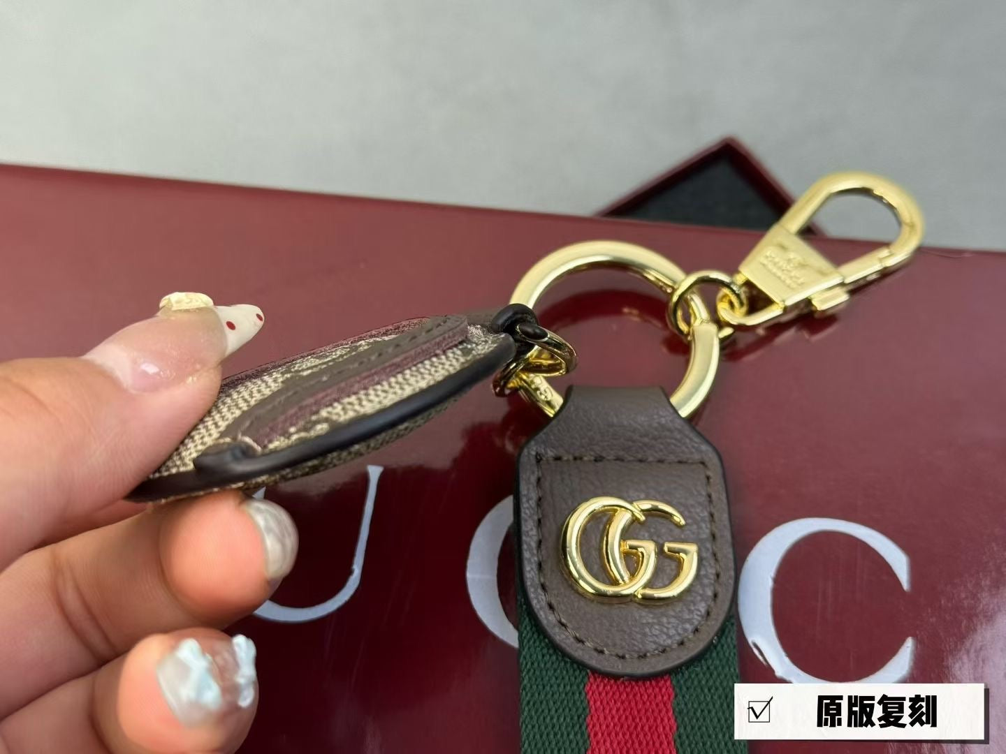 35ZB50A Popular bag 's charms accessories