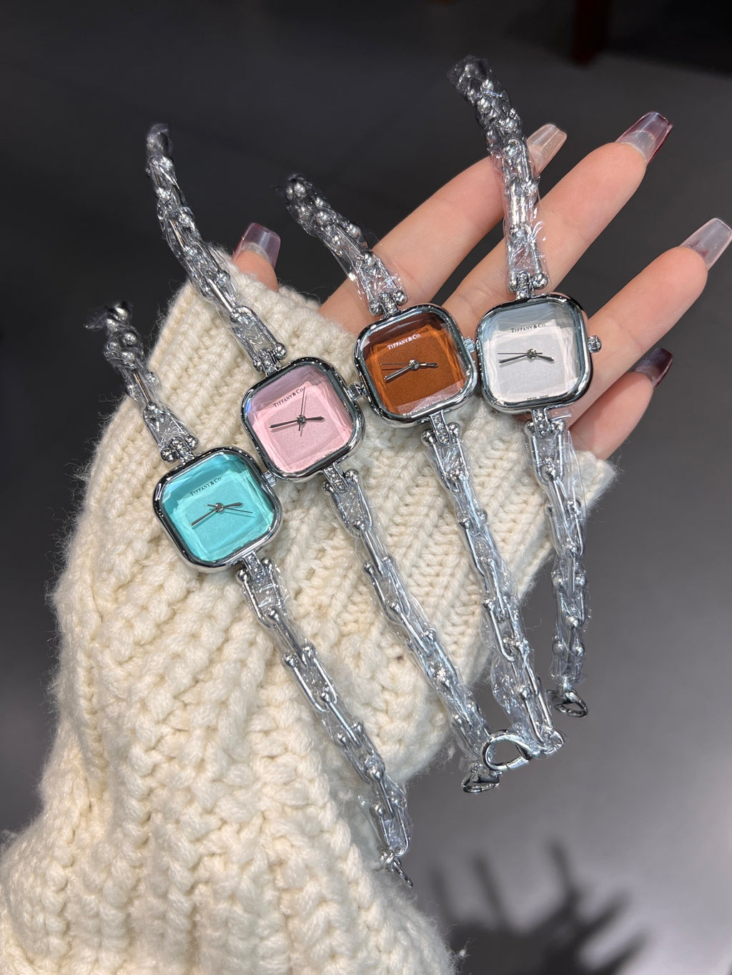 L1X66T2 Popular watches