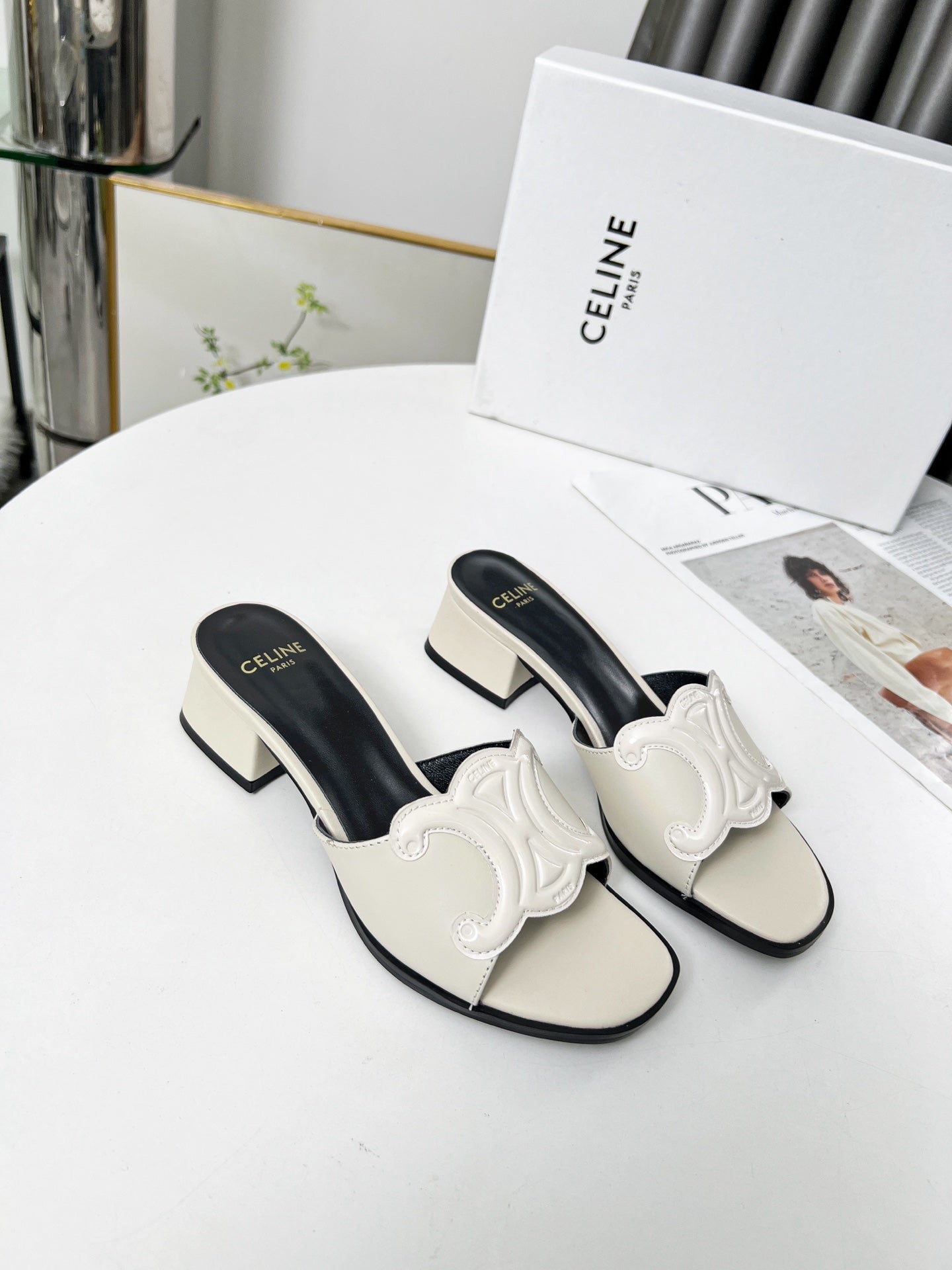 255QCL51Z Popular leather shoes