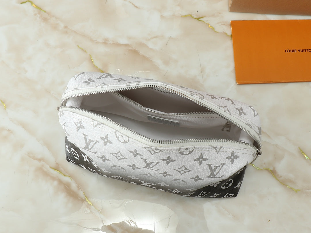 1XE61B Popular    leather bag