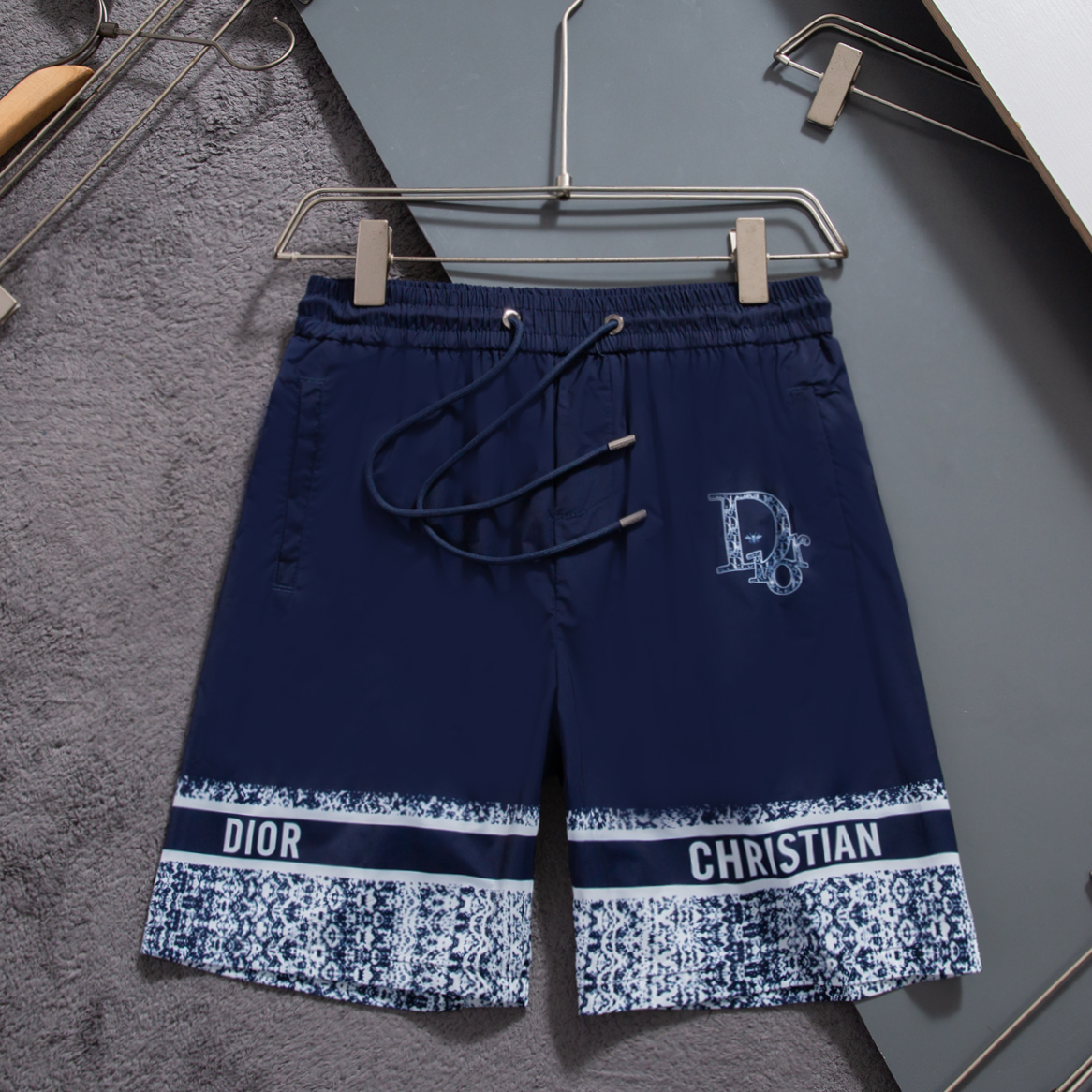 136ND22U Popular shorts