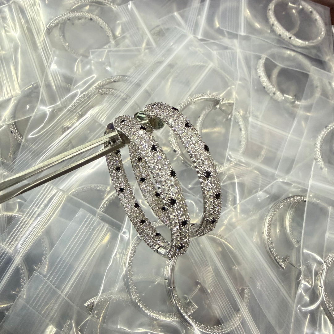 546NK10E Popular   Earrings