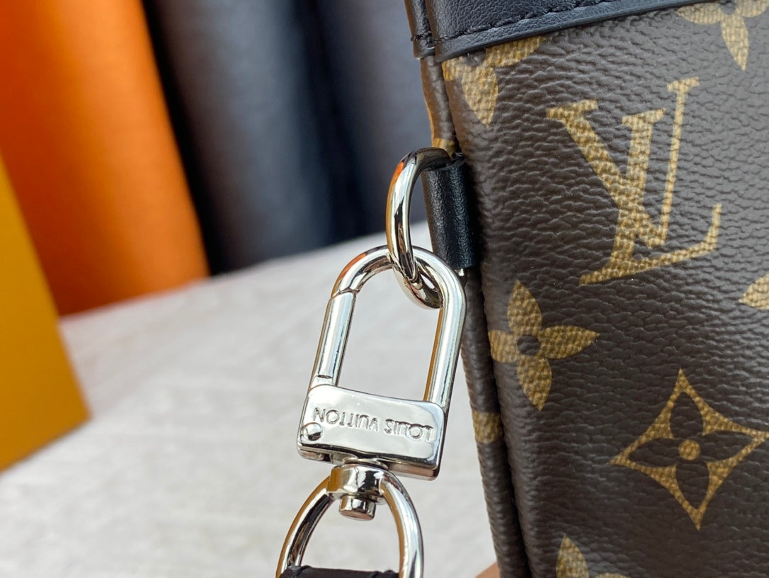 1XE401B Popular   leather bag
