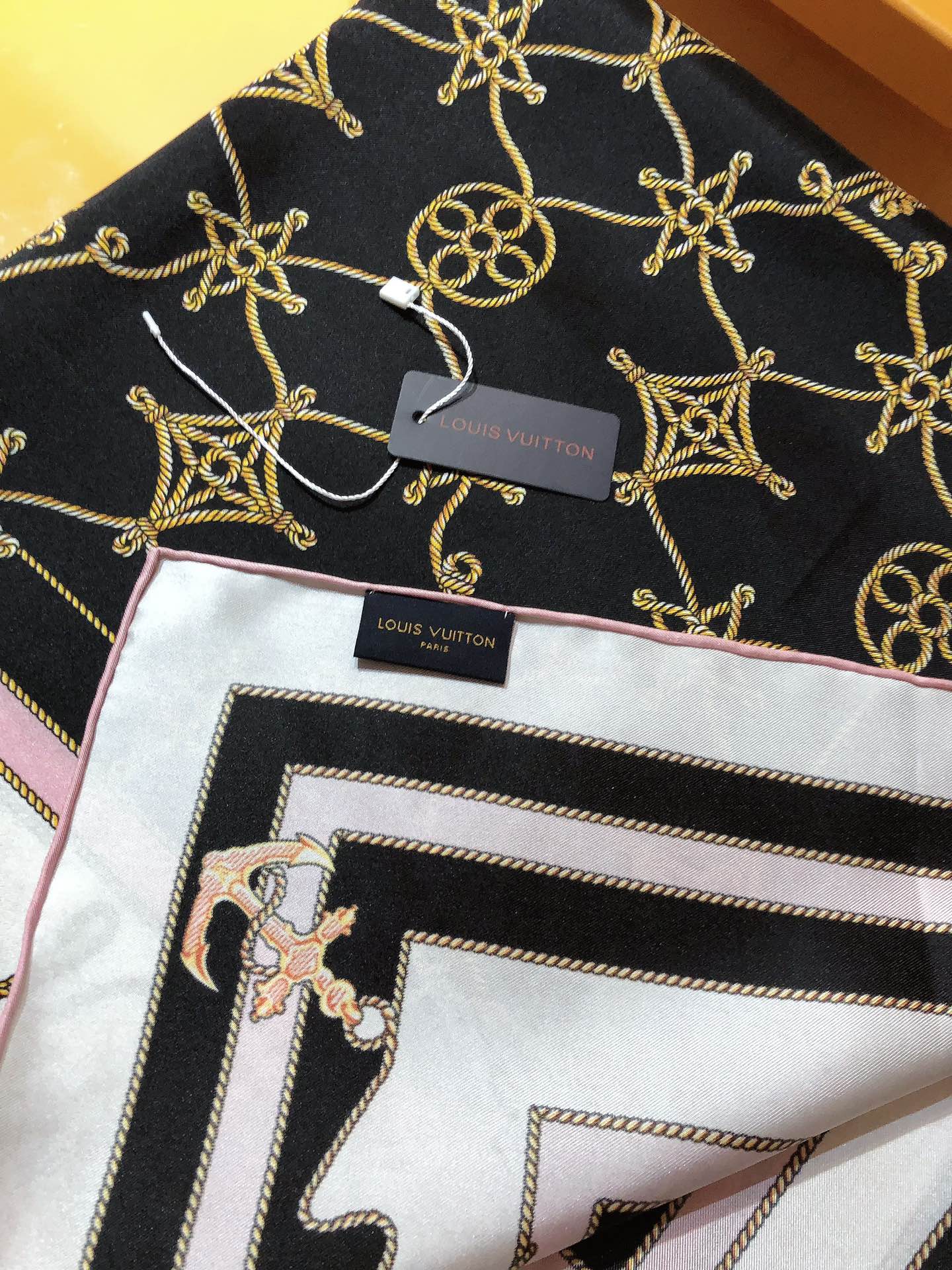 136NE3W Popular Silk Scarve