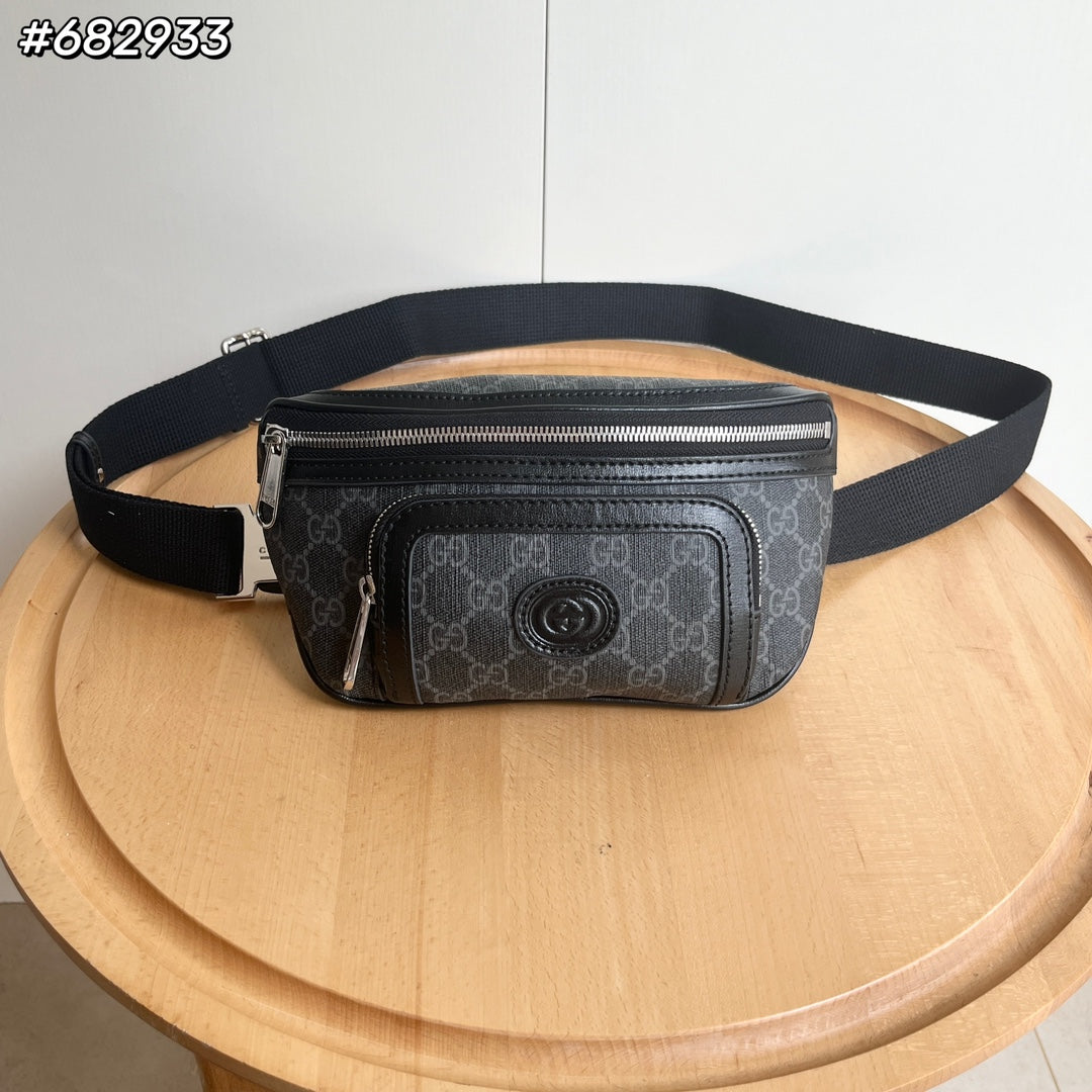 15RB42B  Popular leather bag
