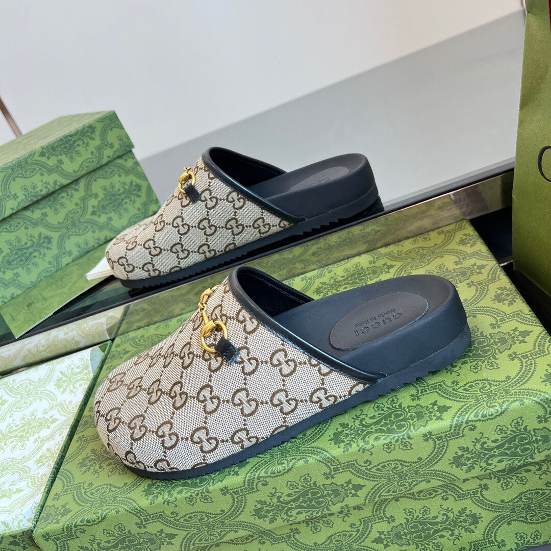 2YB26Z Popular Slippers