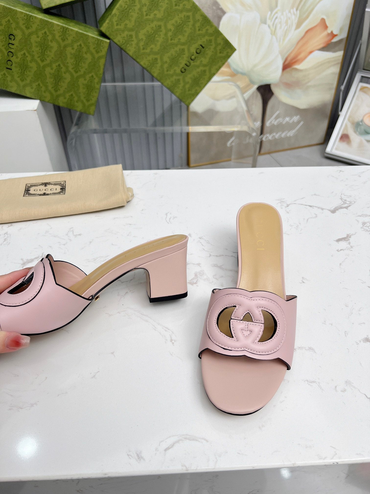 Z2X56B33 Popular high-quality leather Shoes 5.5cm
