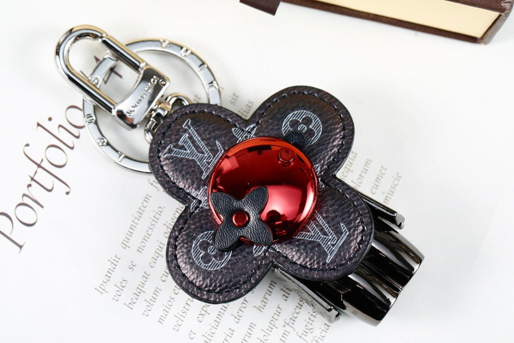336BE15A Popular bag 's charms accessories