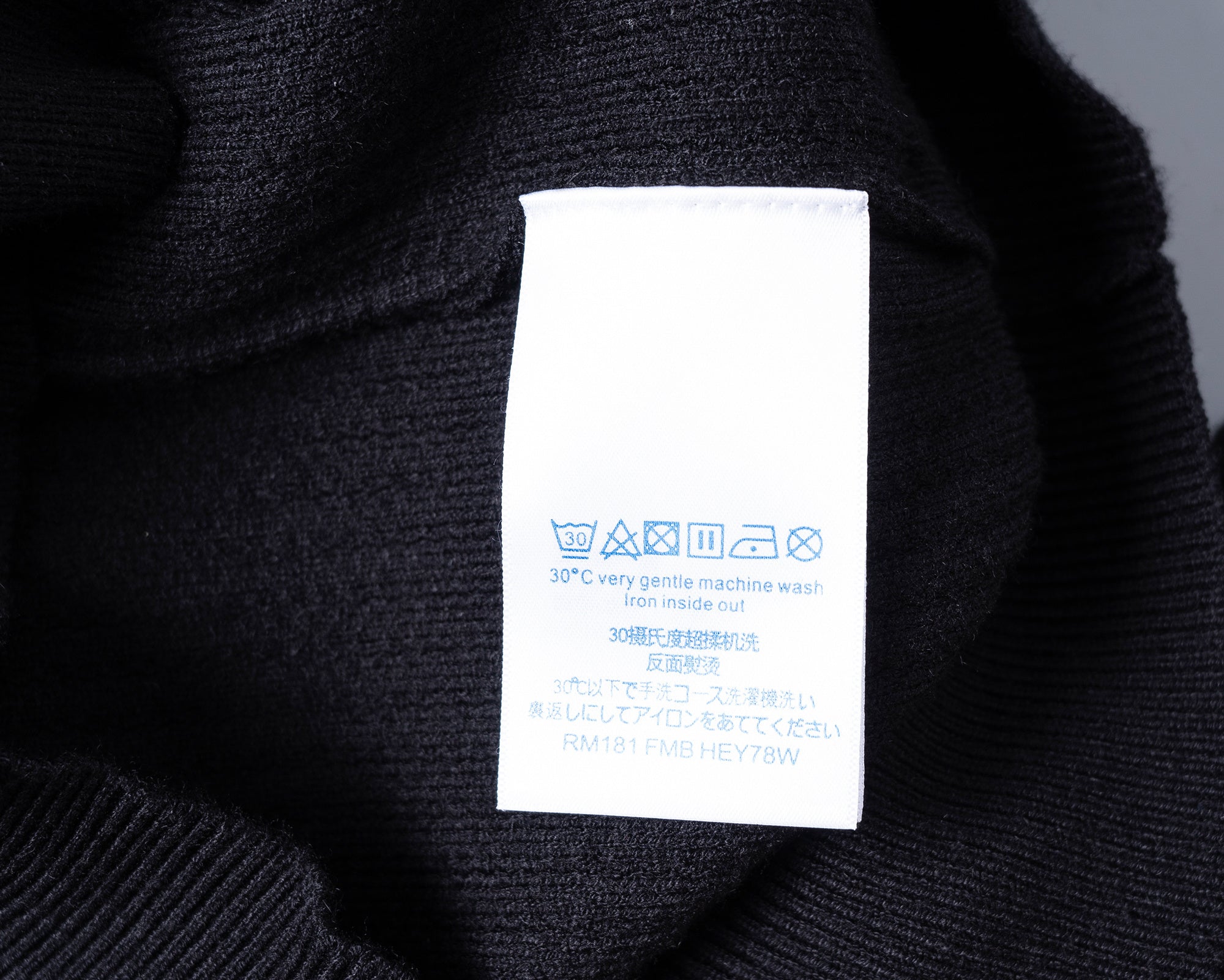 185ZE127U Popular Sweaters