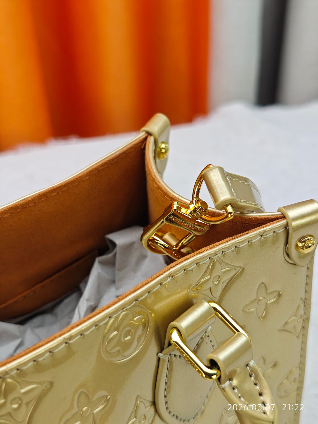 136PE35B Popular leather bag