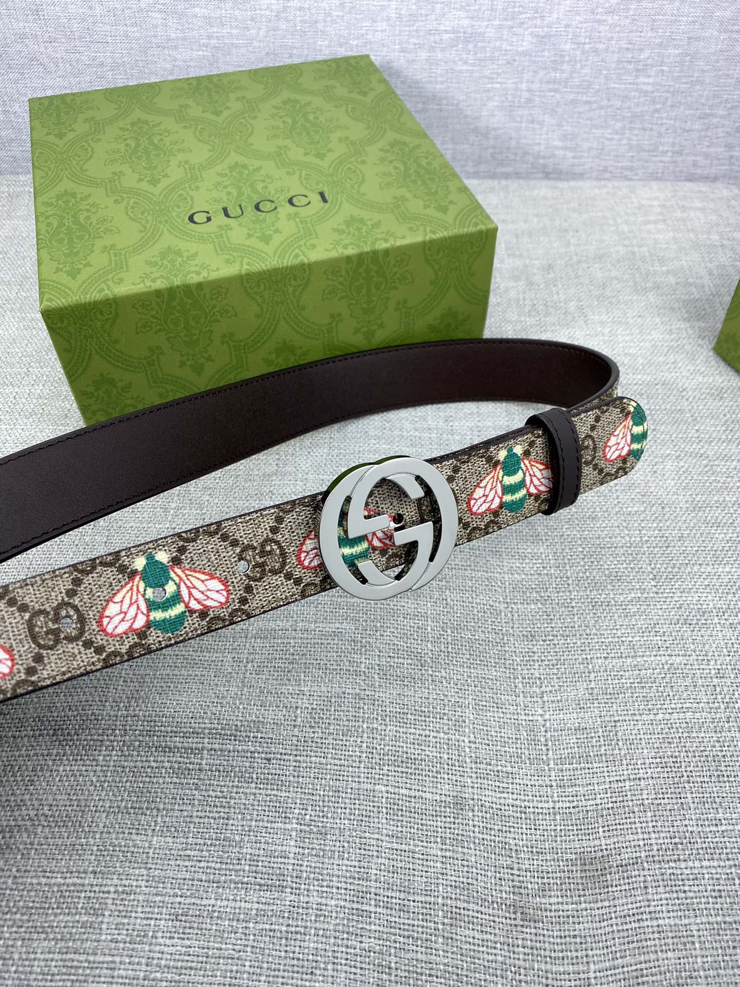 1115QB51P Popular High quality belt With full package