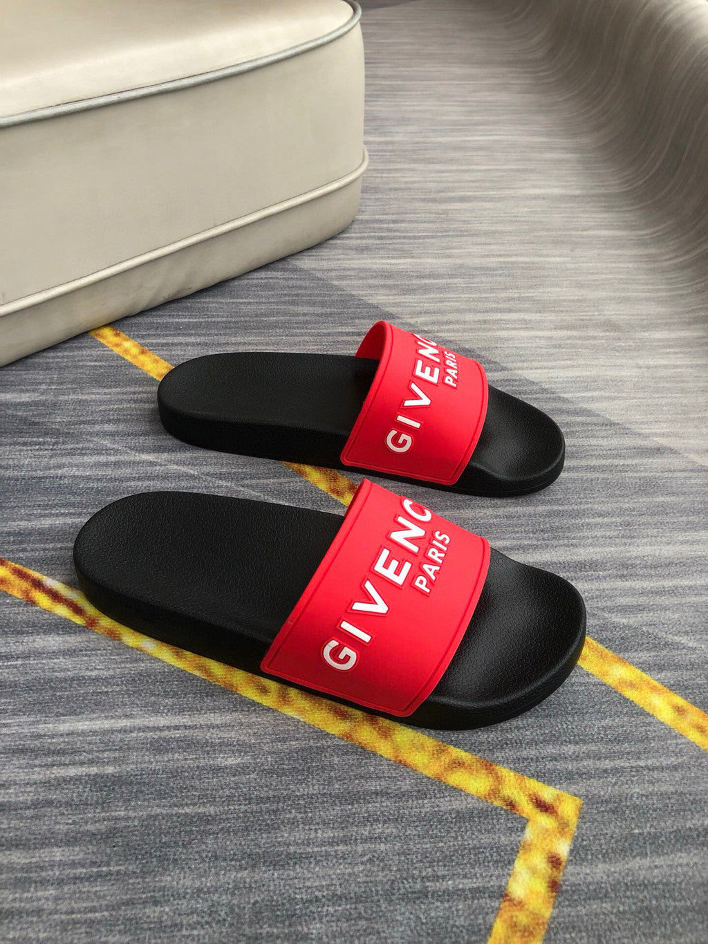 535ZGV265Z Popular Slippers