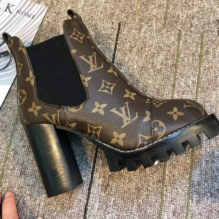 2E11Z  Popular high quality  Boots