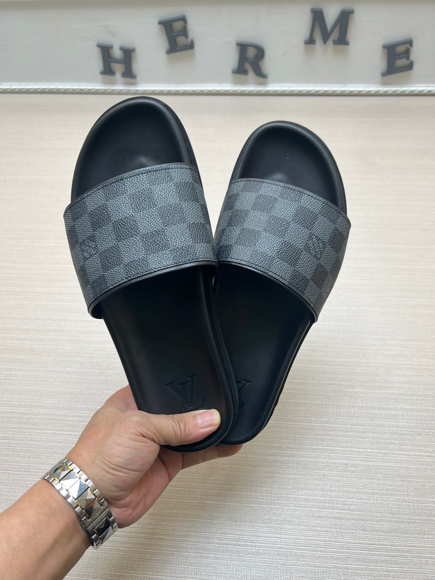54E59Z Popular slippers