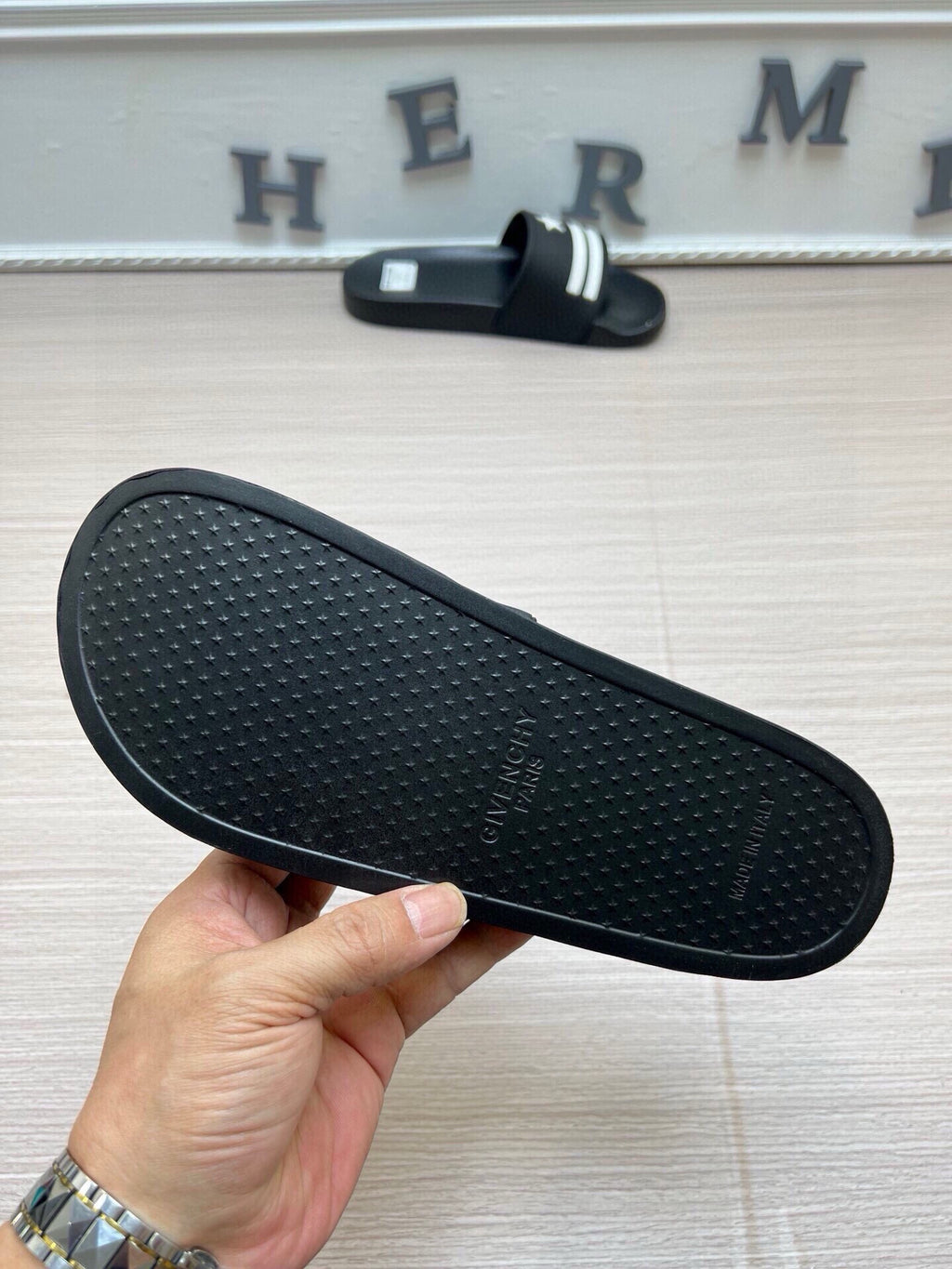 535ZGV263Z Popular Slippers