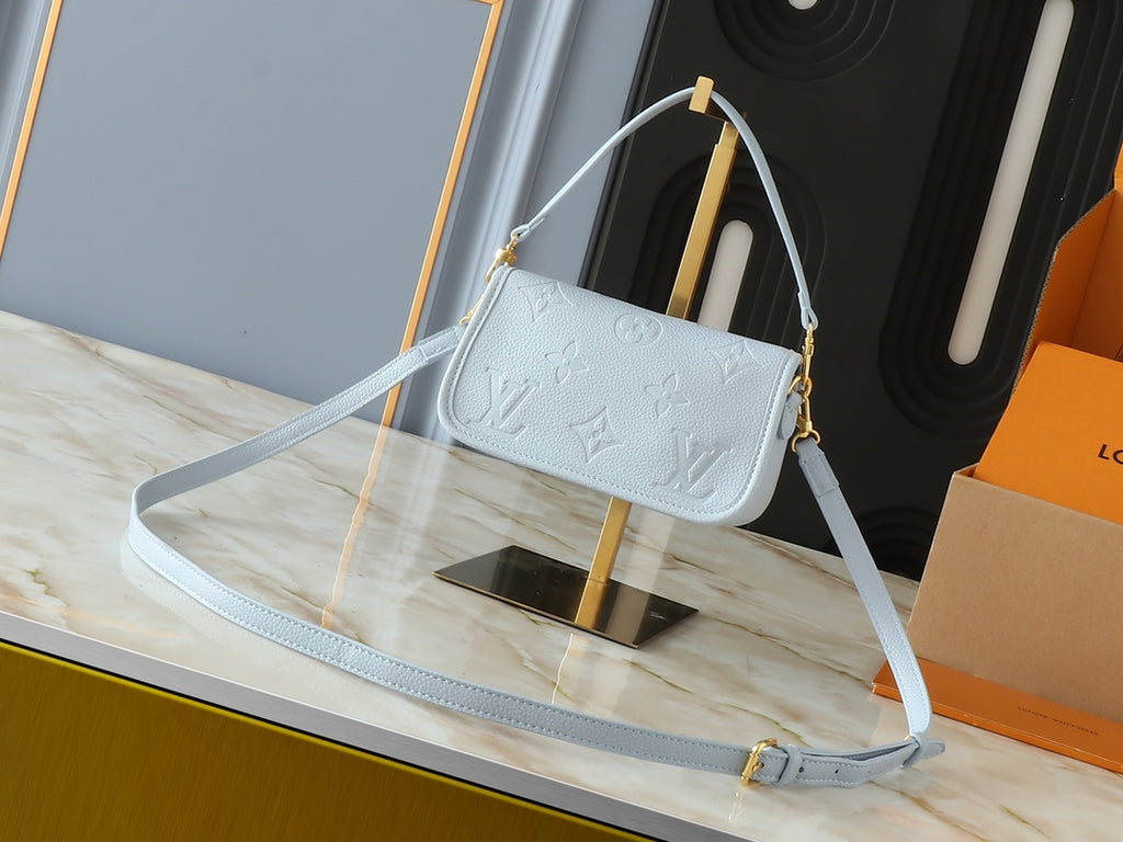 15XE3B Popular   leather bag