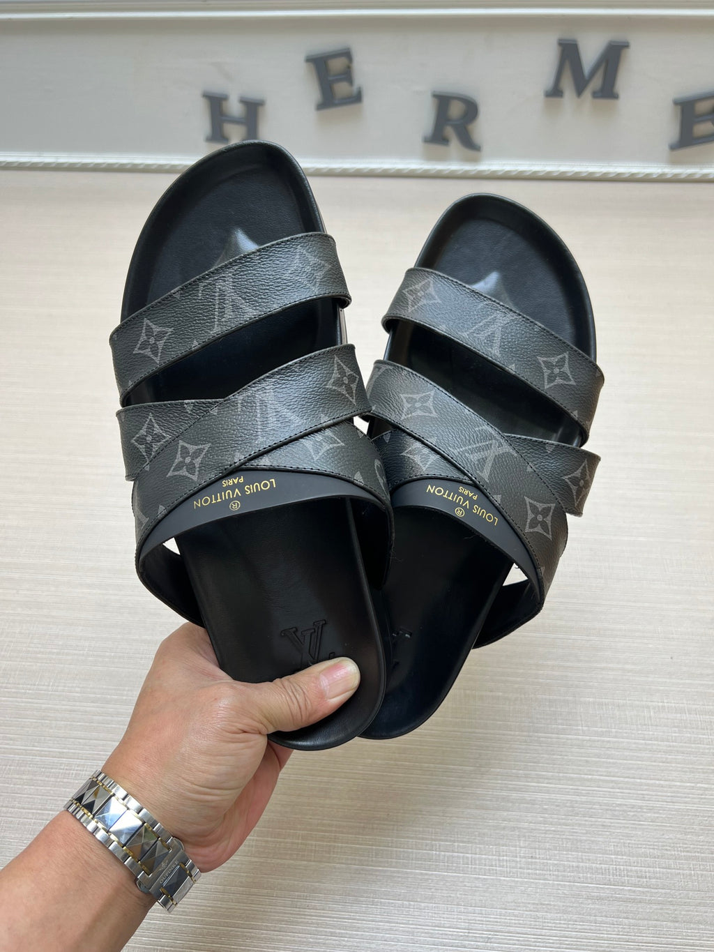 54E89Z Popular slippers
