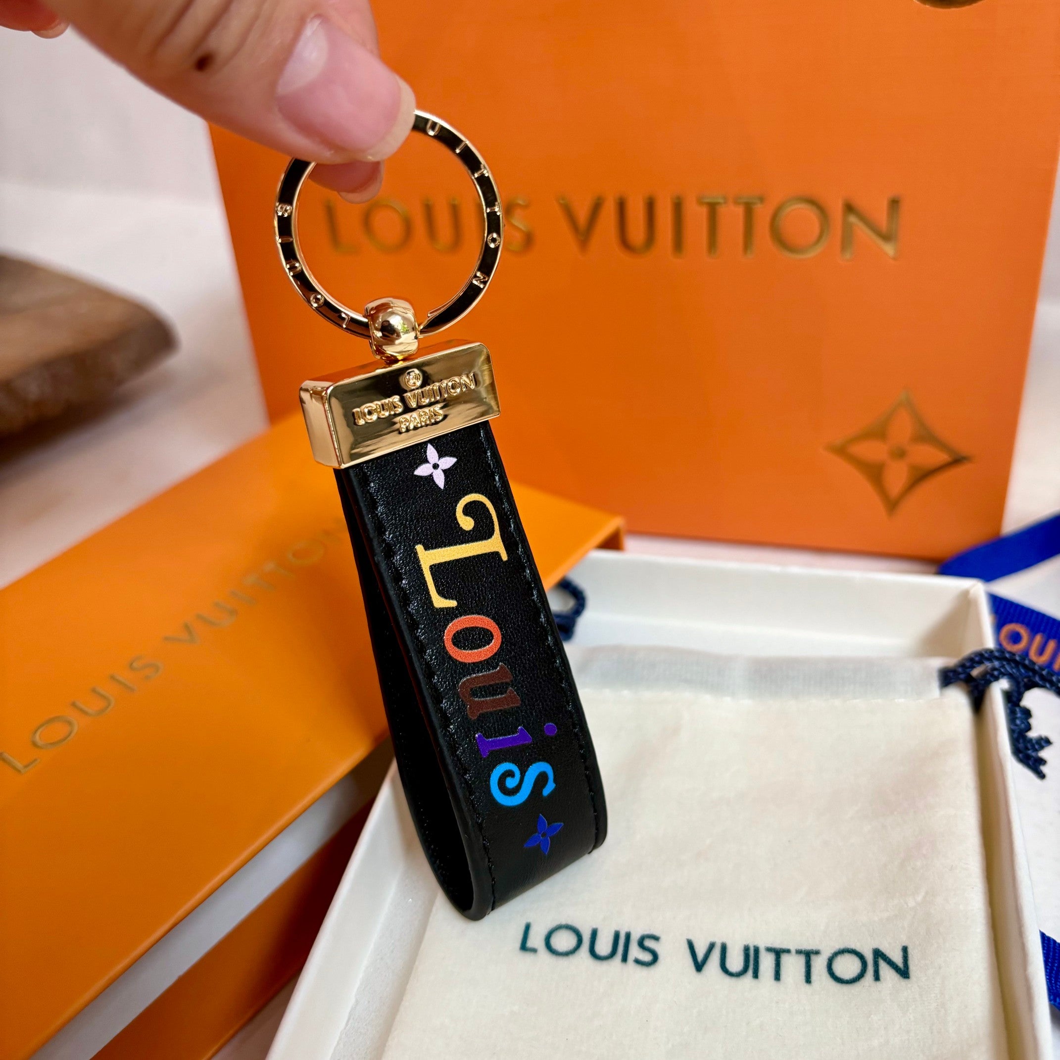 35QE10A Popular bag 's charms accessories