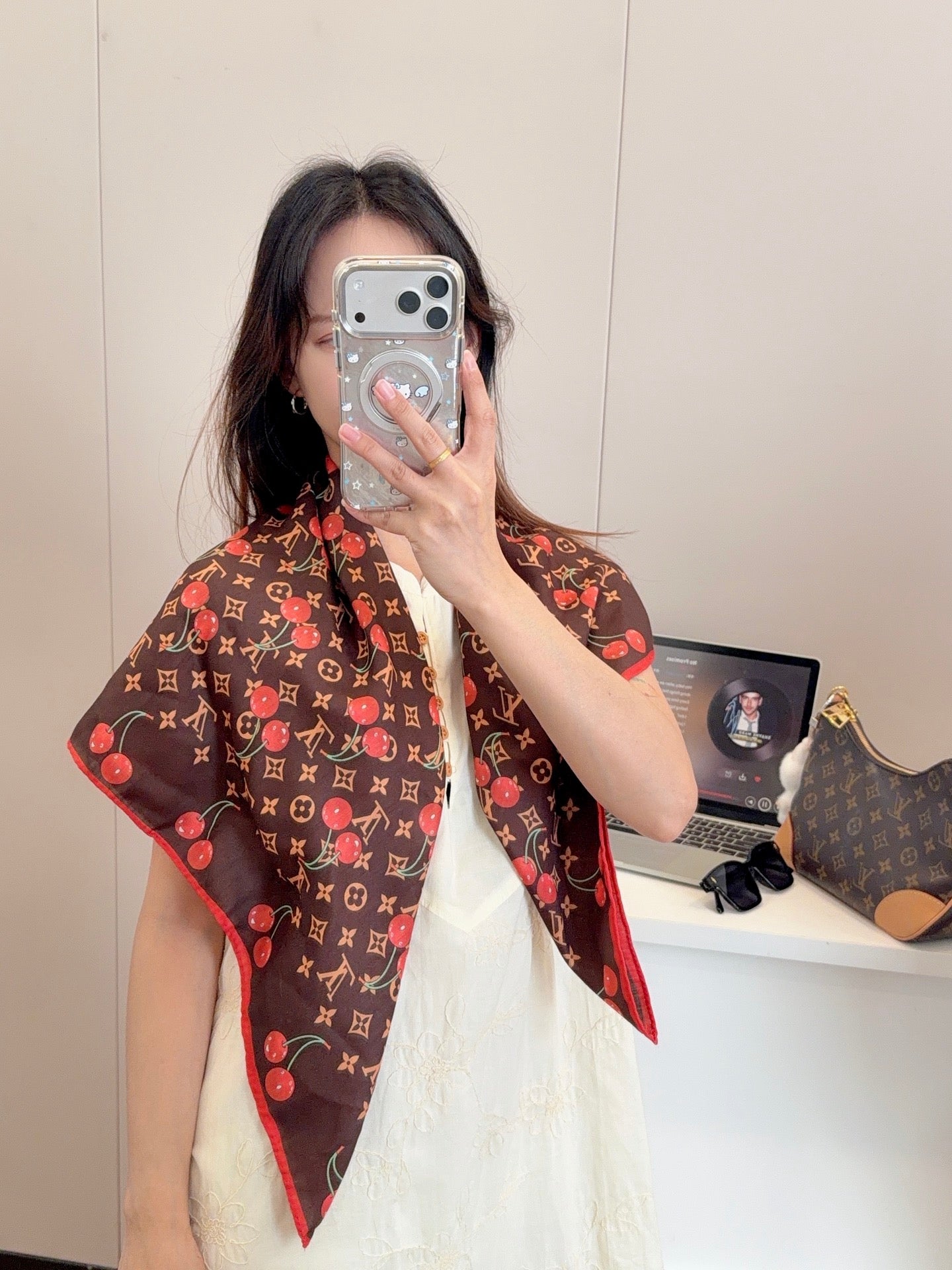 136NE31W Popular Silk Scarve