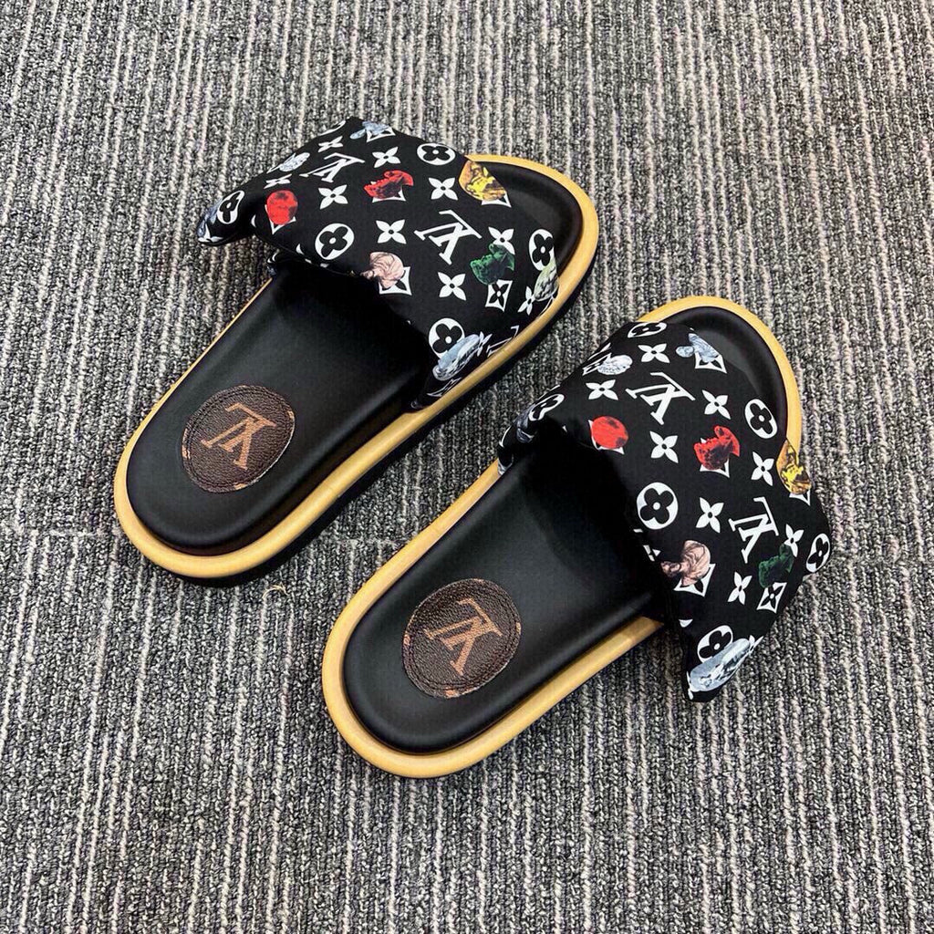 5QE12Z Popular Slippers