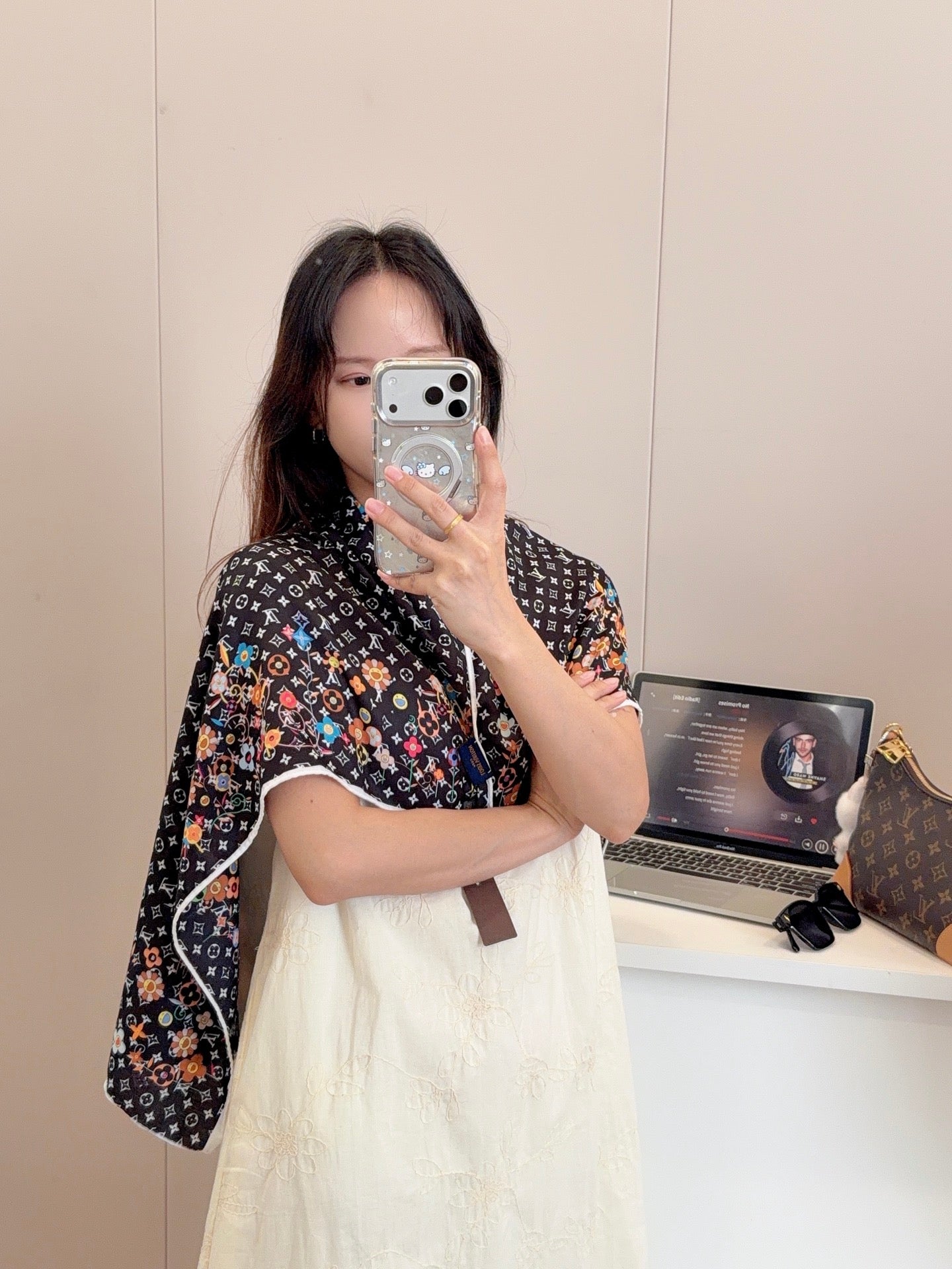 136NE29W Popular Silk Scarve