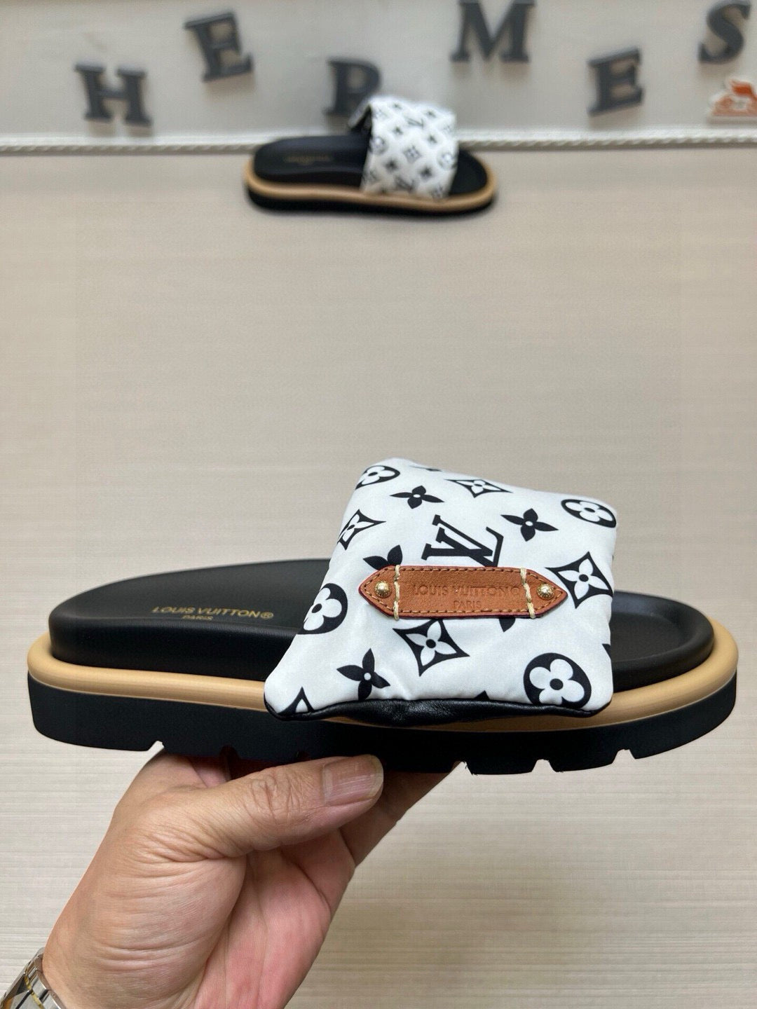 5QE9Z Popular Slippers
