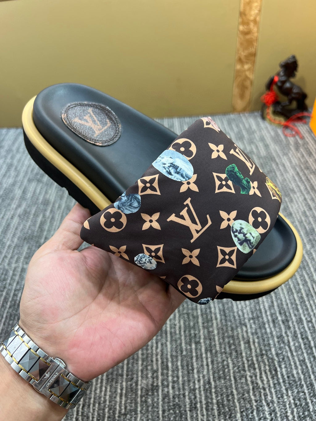 5XF120Z Popular leather quality Slippers
