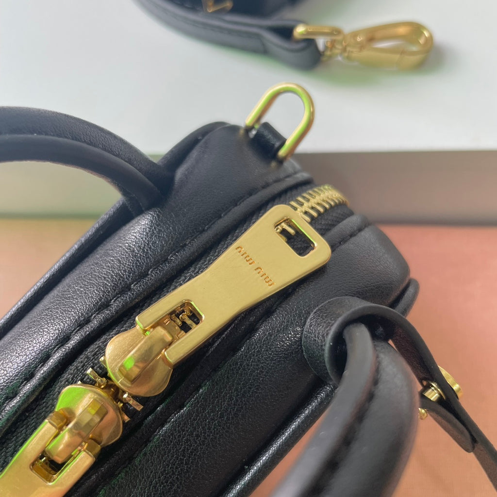 146PA163B Popular leather bags