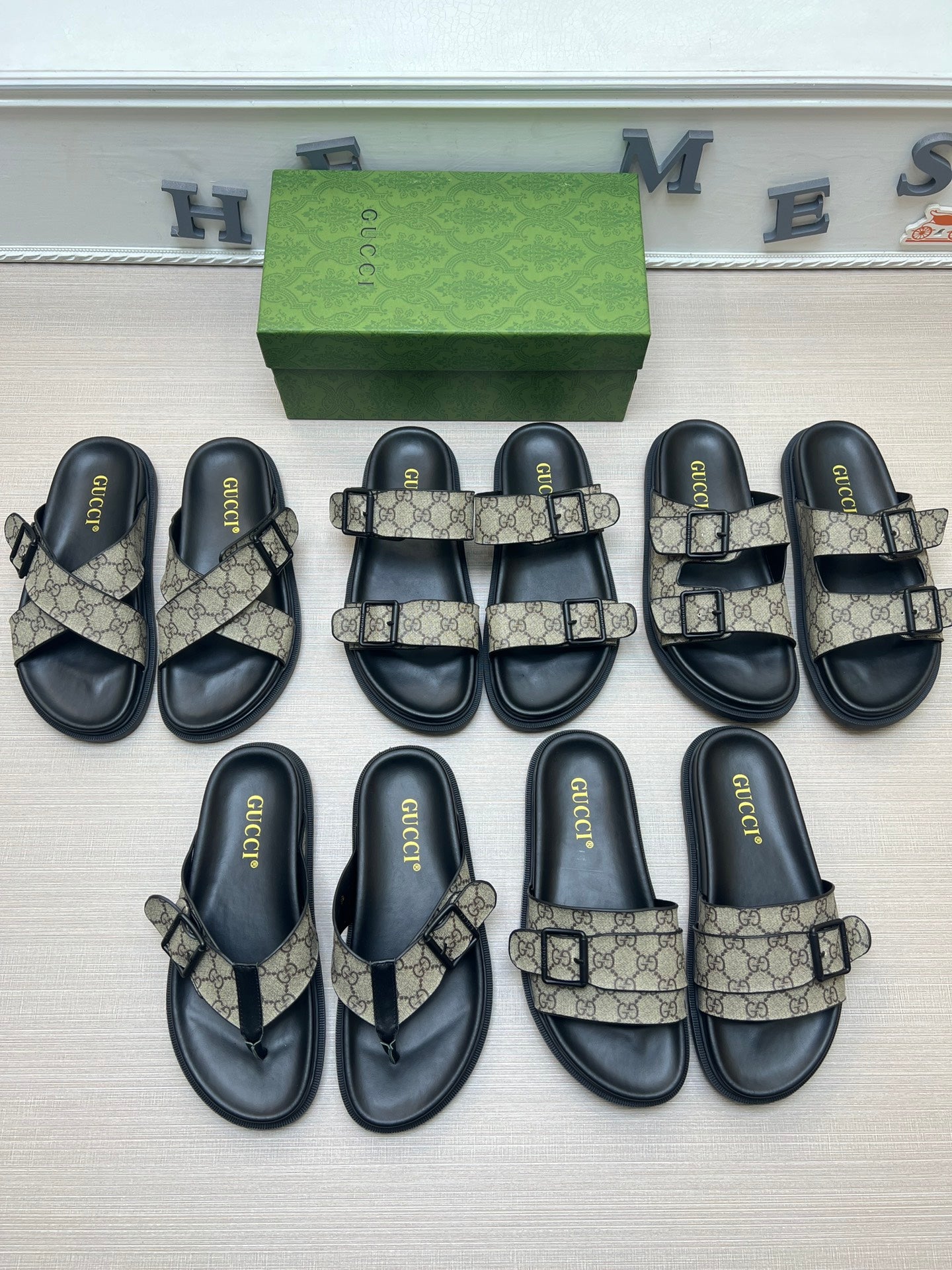 54B90Z Popular slippers