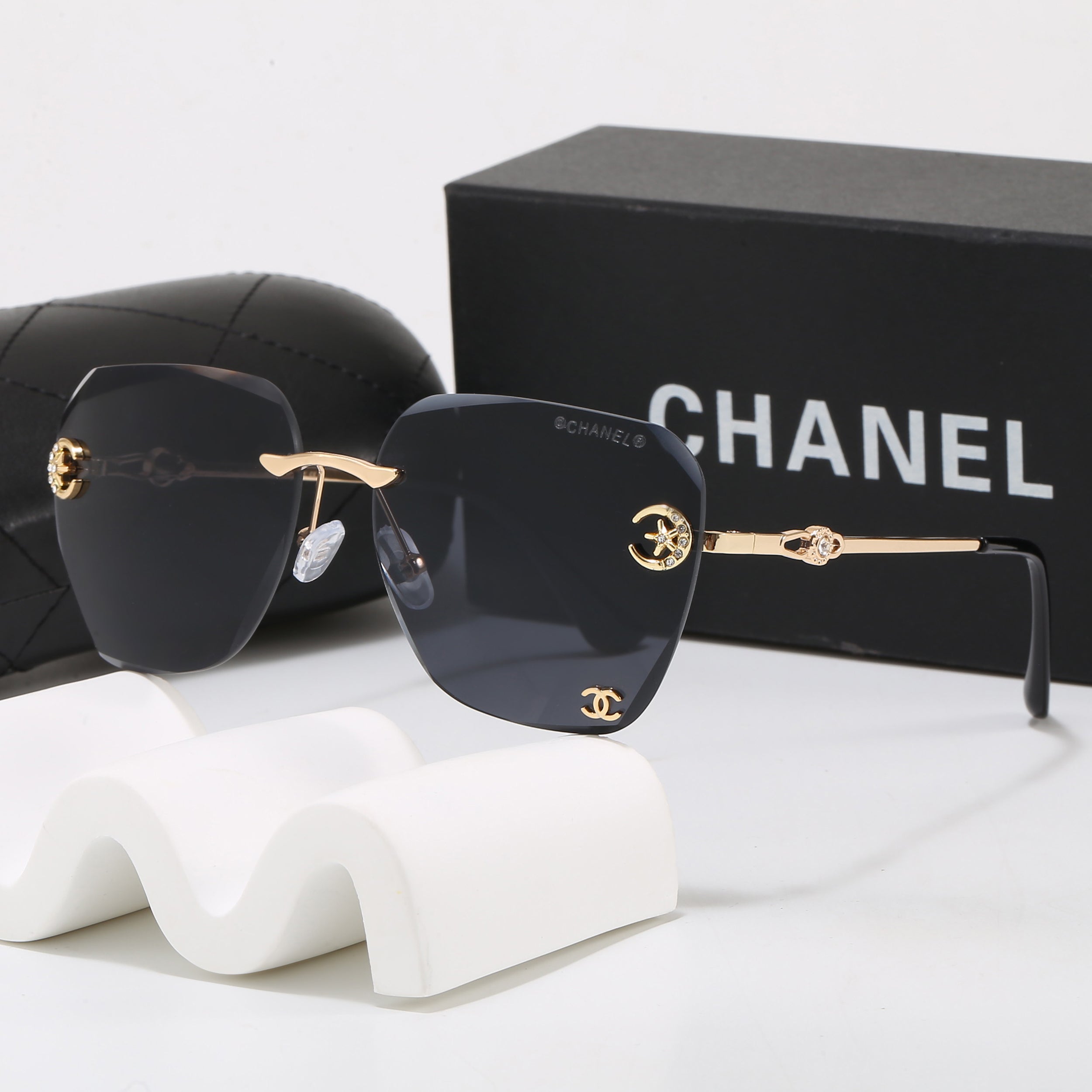 156PC46T Popular Sunglasses