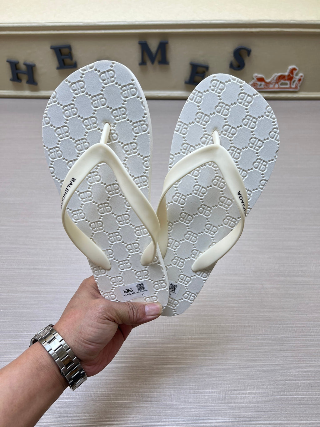 5QB16Z Popular Slippers
