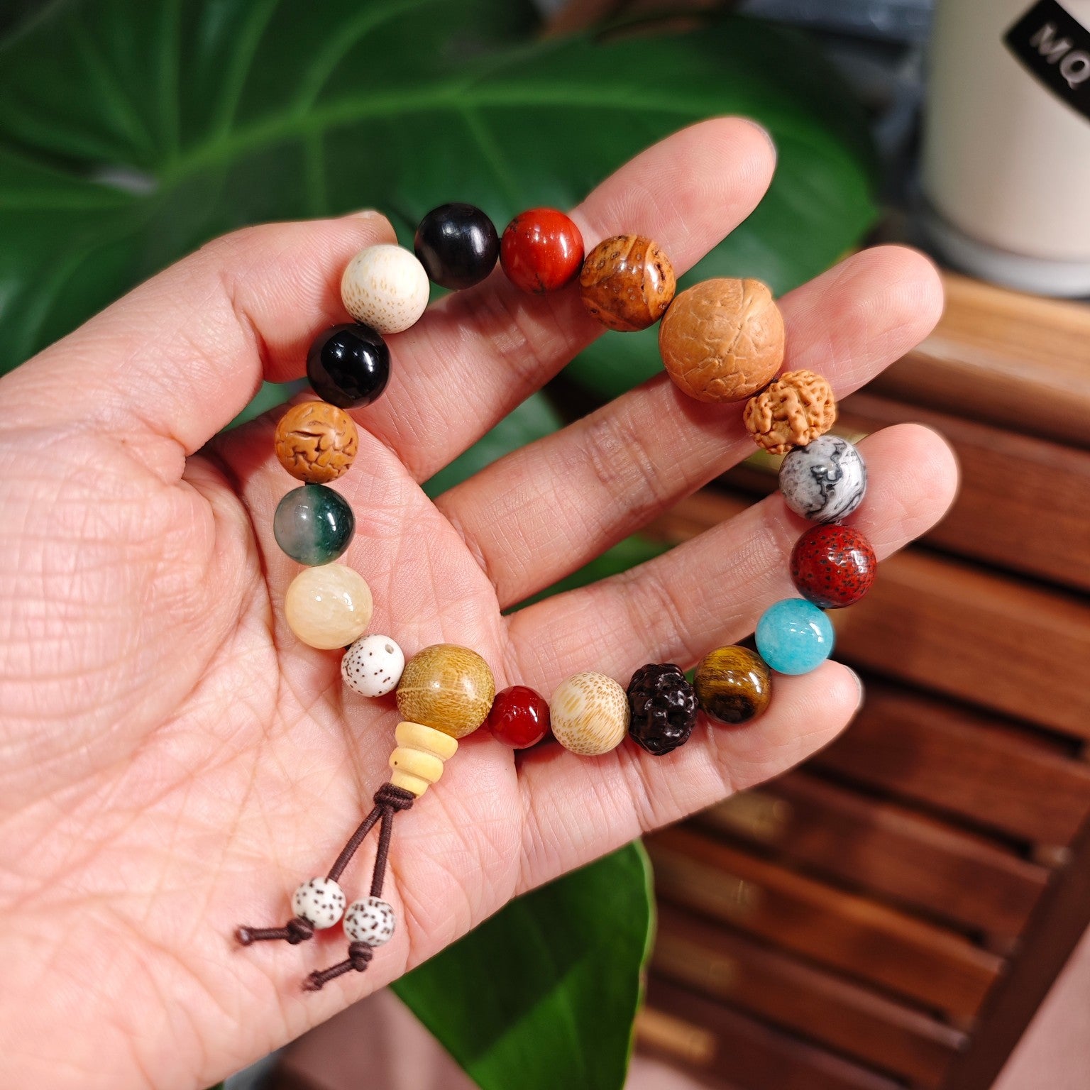 101Eighteen Seed Bodhi Hand String