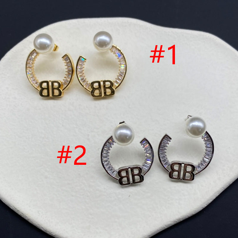 14J143E Popular Earrings