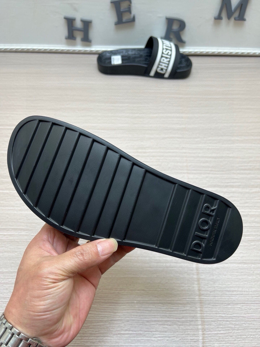 5LD212Z Popular Slippers