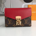 1E1010B Popular leather wallets