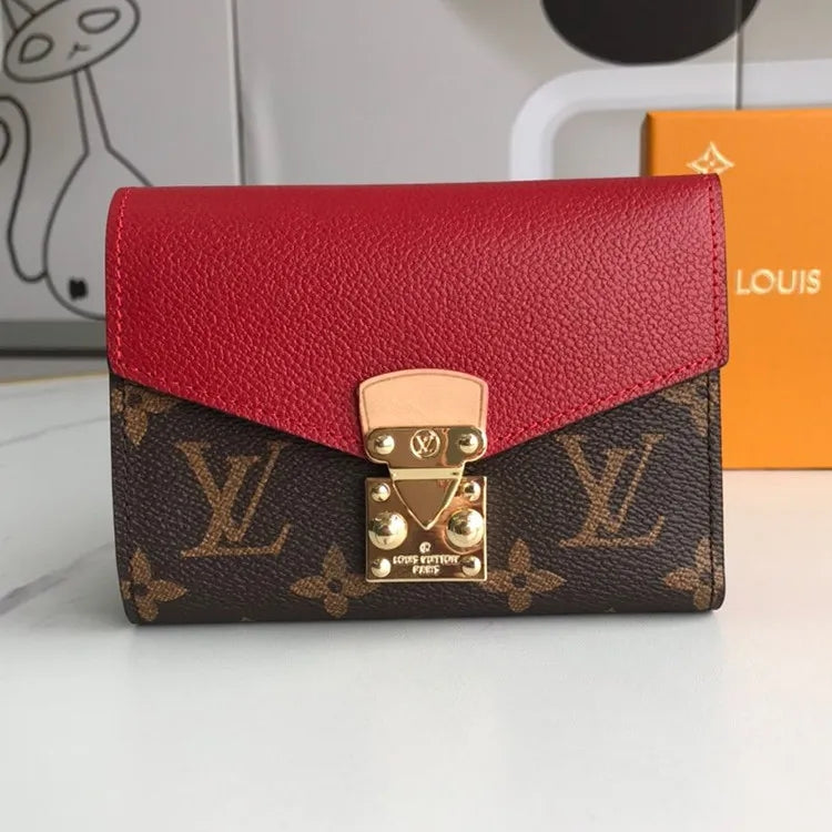 1E1010B Popular leather wallets