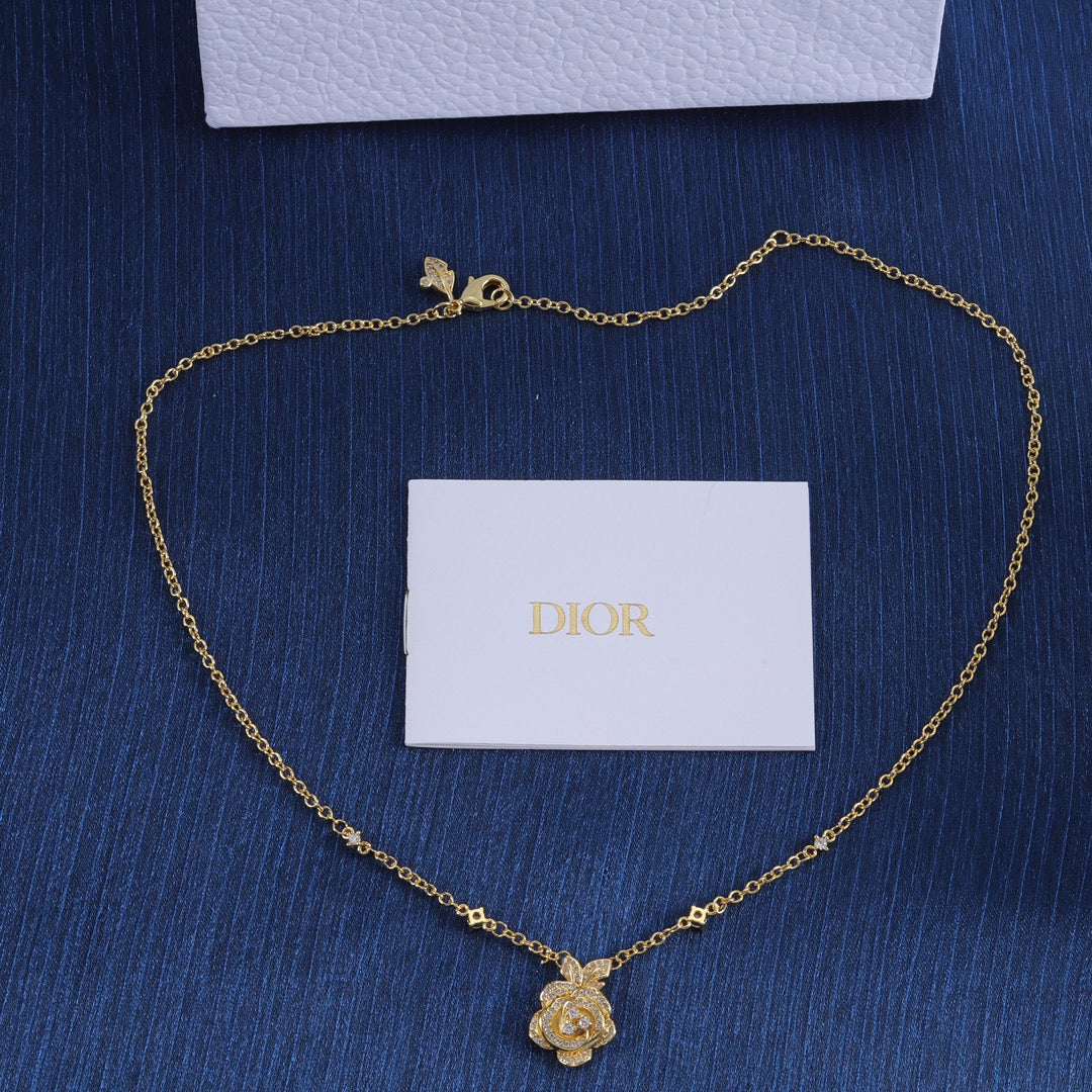 15QD70X Popular Necklace