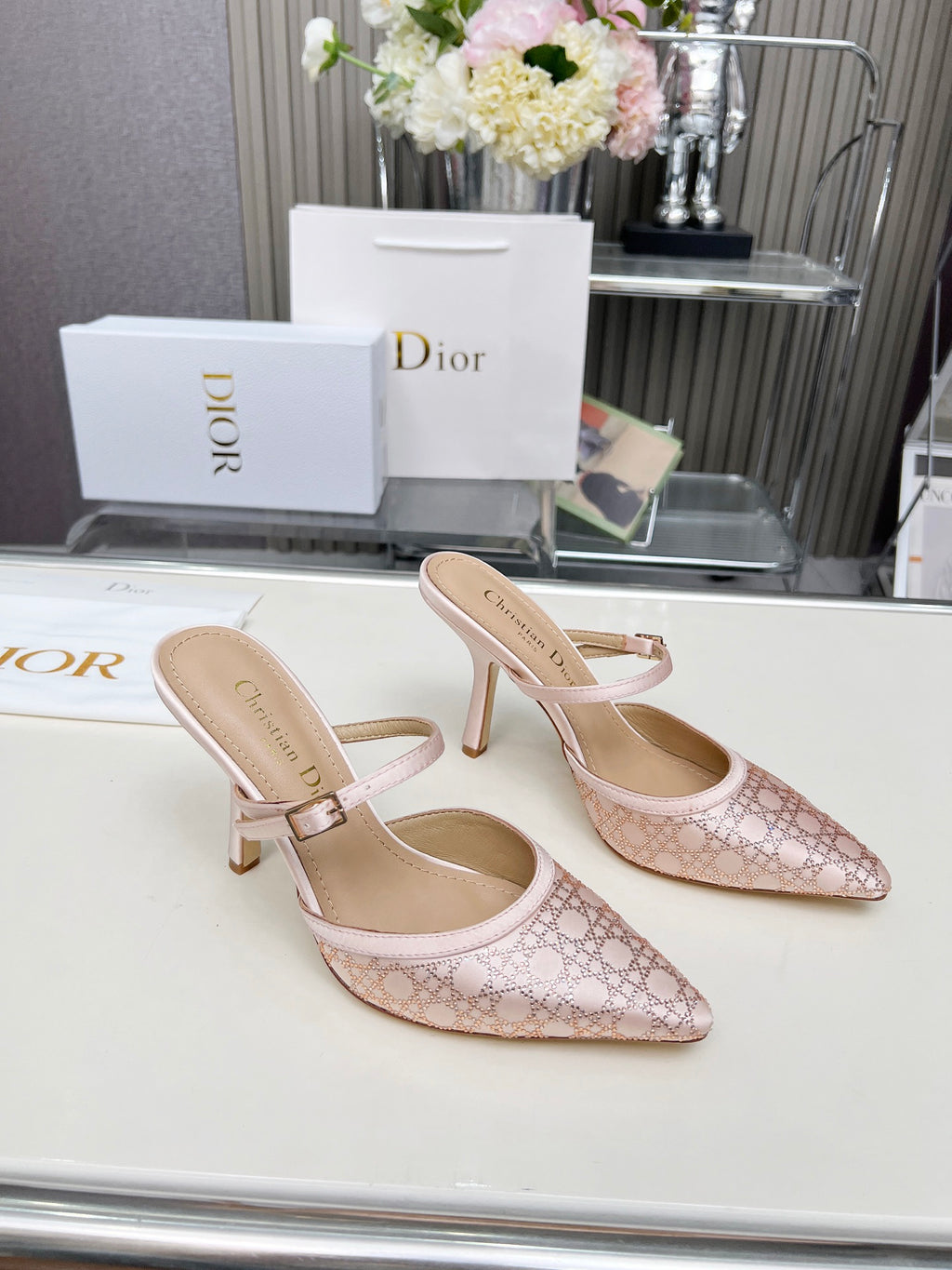 295QD117Z Popular high-quality leather  High heels