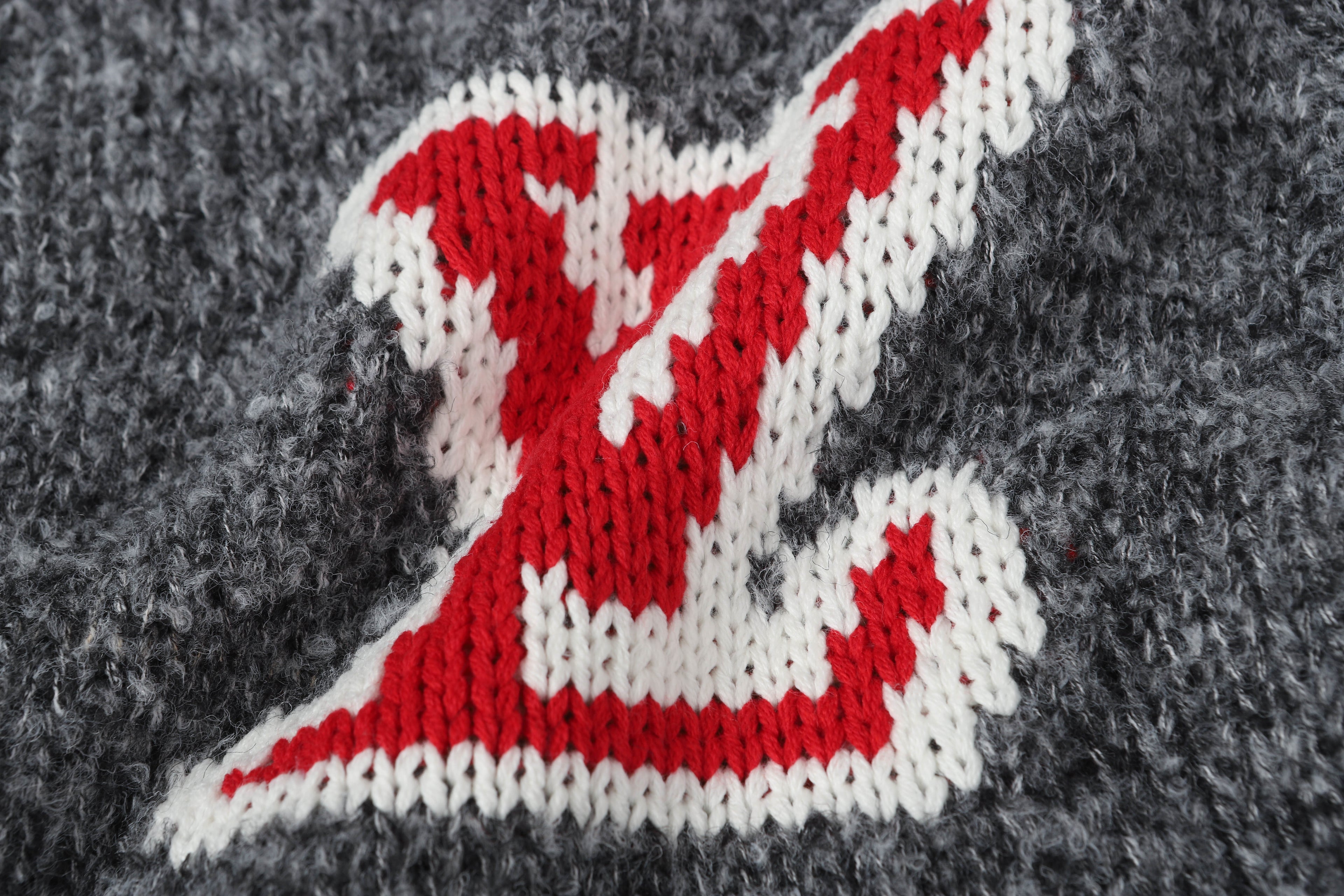 105ZE456U Popular Sweaters
