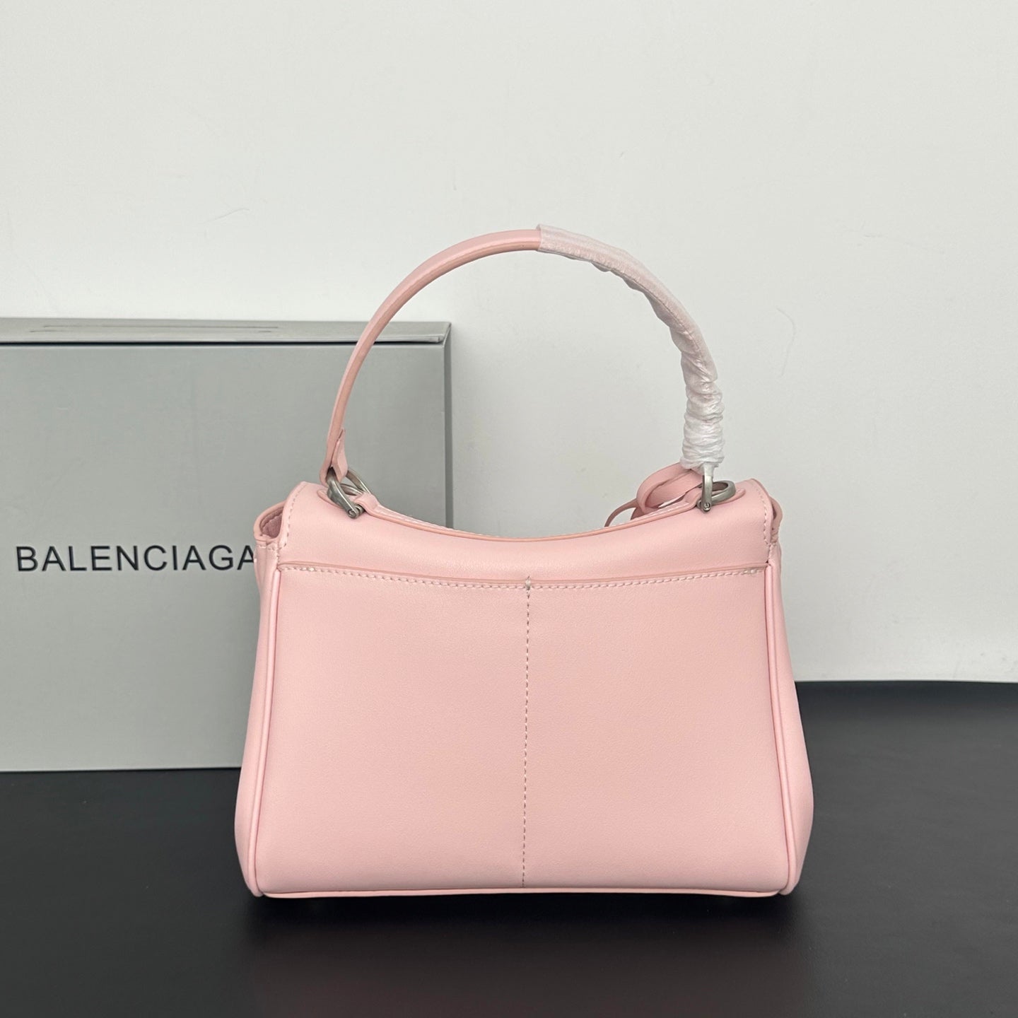 B1X56J32 Popular high-quality leather bag