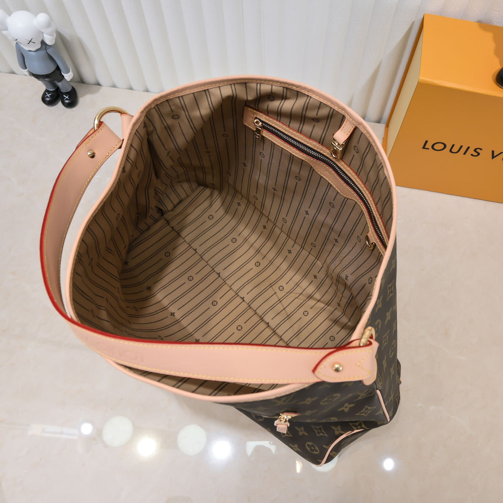155NE29B Popular   leather bag