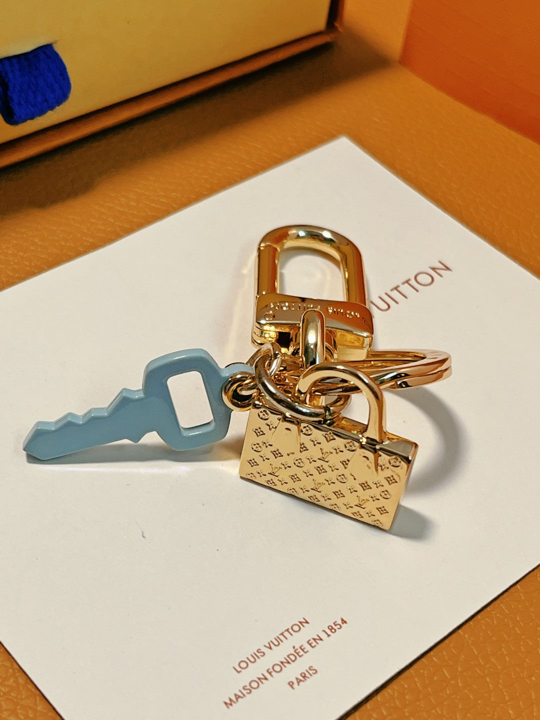 14E43A  Popular key closure