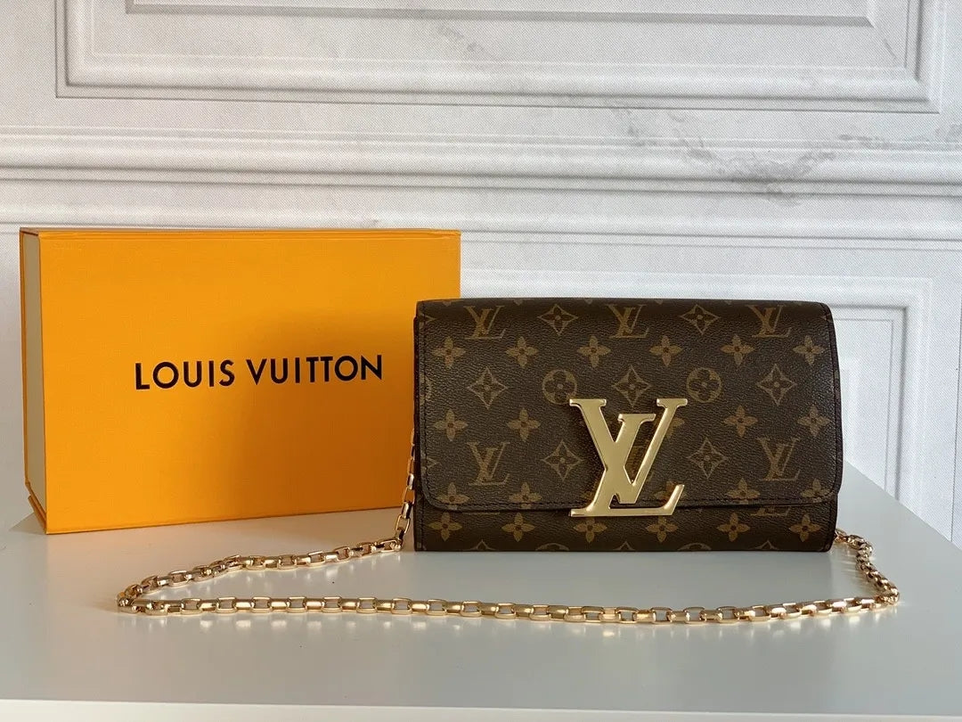 1XE38B Popular  leather wallets