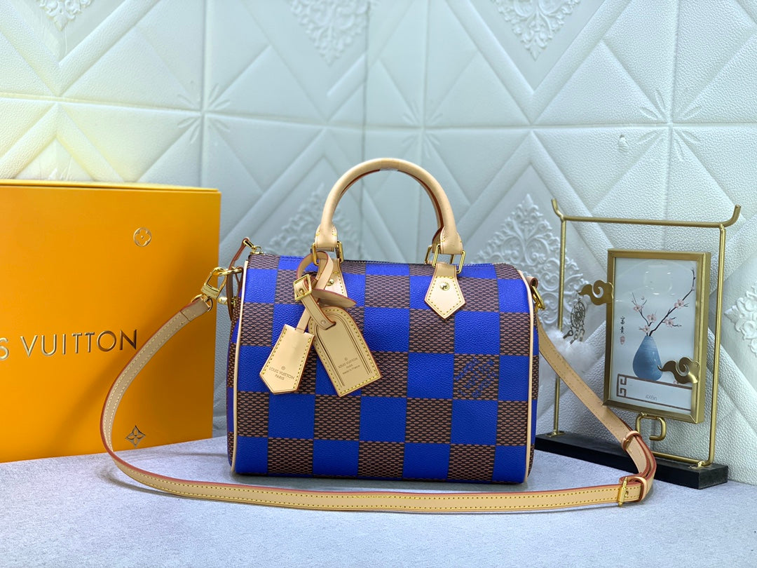2XE269B Popular  leather bag 