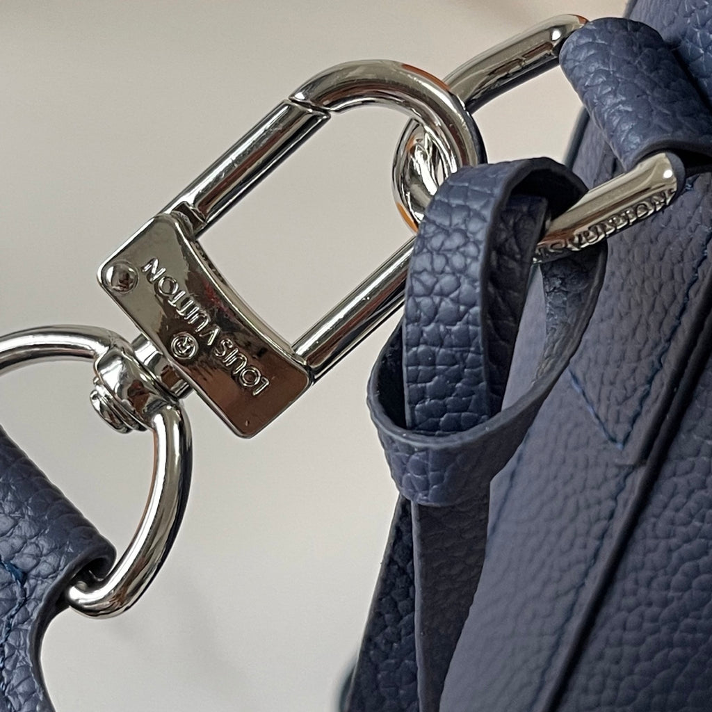 136PE78B Popular leather bag