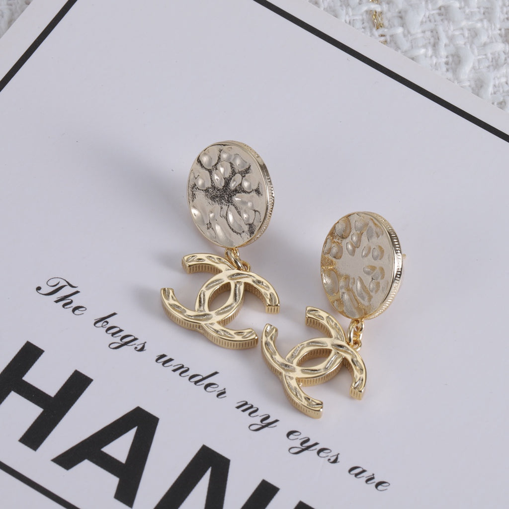 15QC7E Popular Earrings