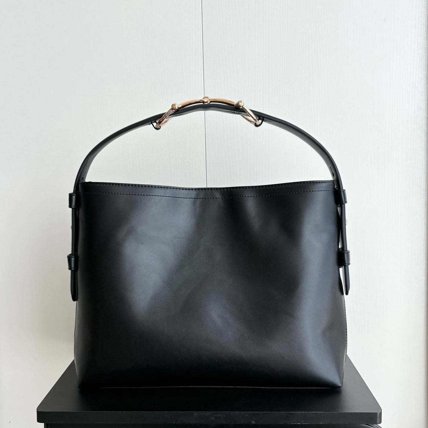 136PC56B Popular leather bag