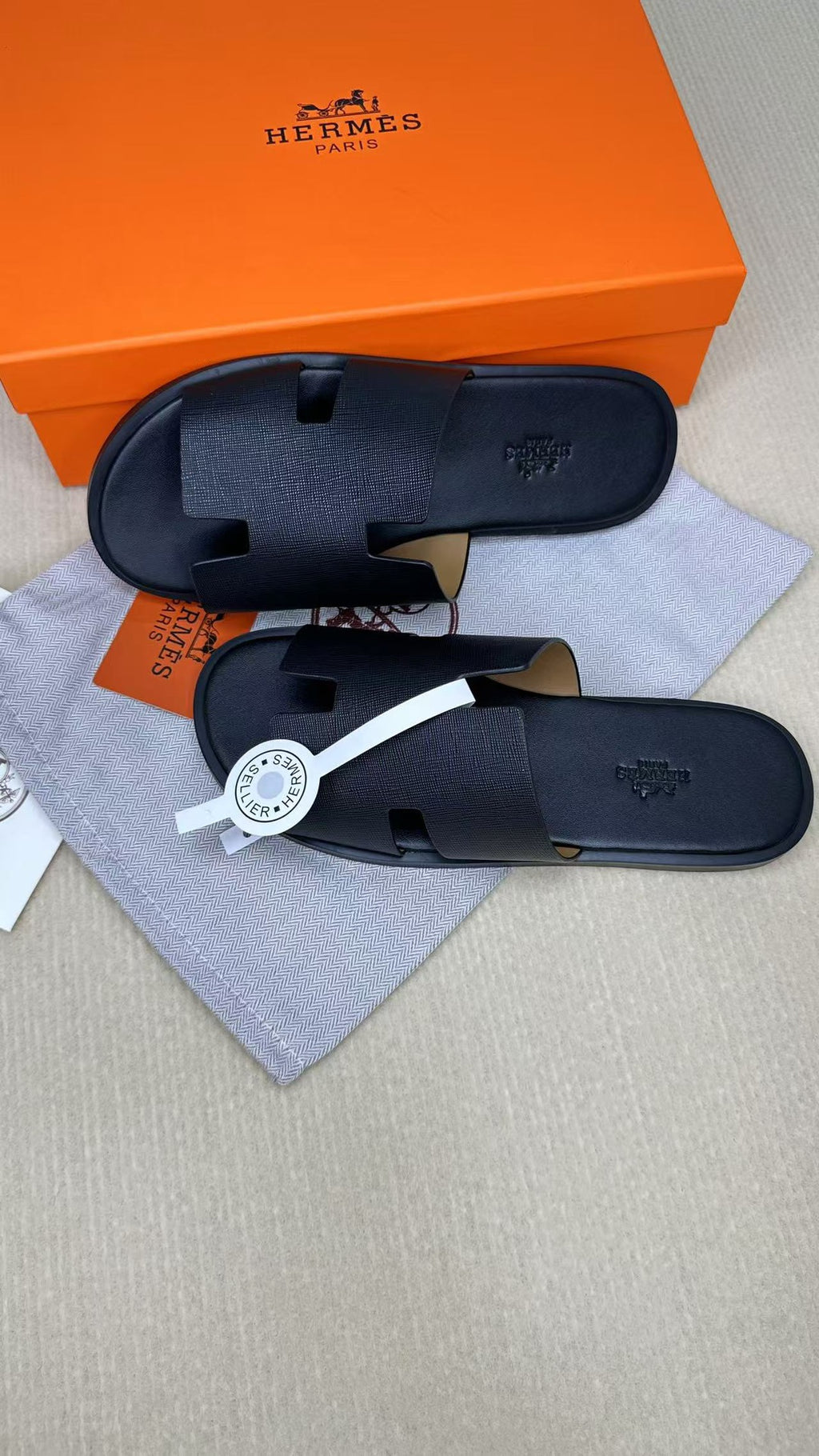 Z2X66H14 Popular high-quality leather Shoes