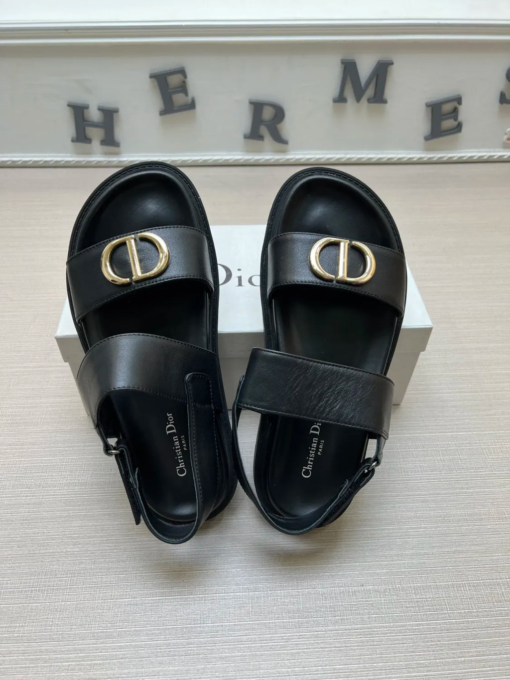 54D115Z Popular slippers